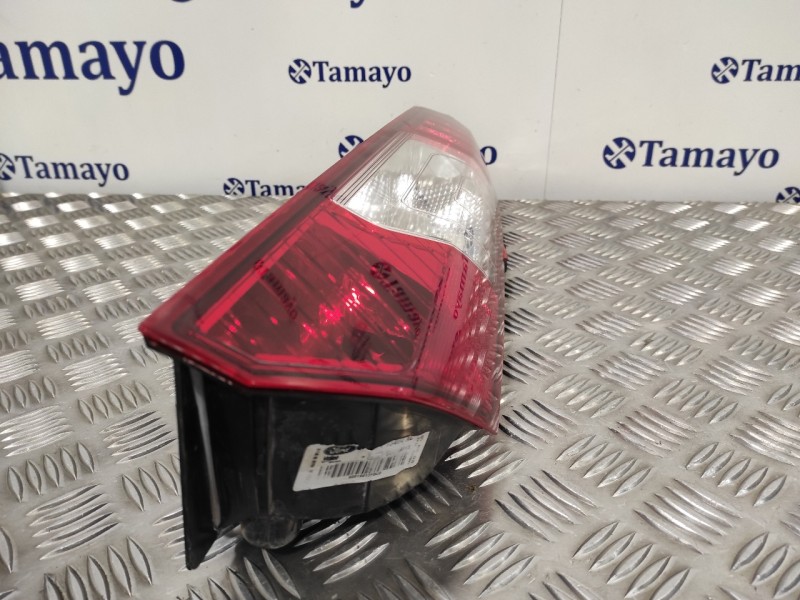 Recambio de piloto trasero derecho para ford grand tourneo connect 1.5 tdci cat referencia OEM IAM DT1113404AC  