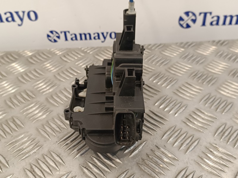 Recambio de cerradura puerta delantera derecha para fiat croma (194) 1.9 jtd 16v cat referencia OEM IAM 51825964  