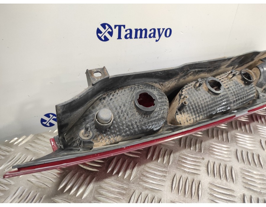 Recambio de piloto trasero derecho para ford grand tourneo connect 1.5 tdci cat referencia OEM IAM DT1113404AC  