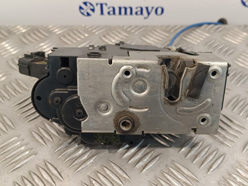 Recambio de cerradura puerta delantera derecha para fiat croma (194) 1.9 jtd 16v cat referencia OEM IAM 51825964  