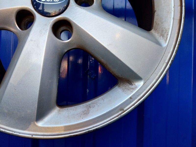 Recambio de llanta para ford focus berlina (cap) referencia OEM IAM 4M51EB  