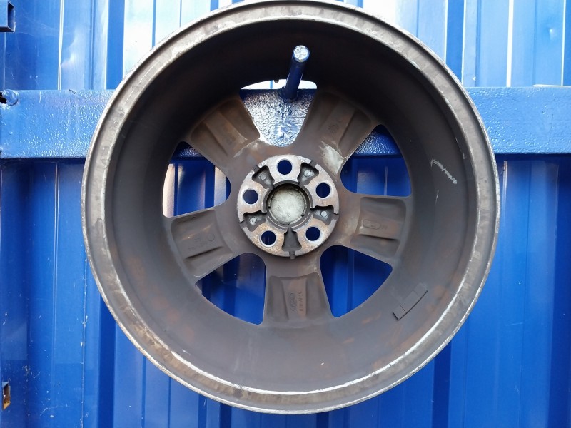 Recambio de llanta para ford focus berlina (cap) referencia OEM IAM 4M51EB  
