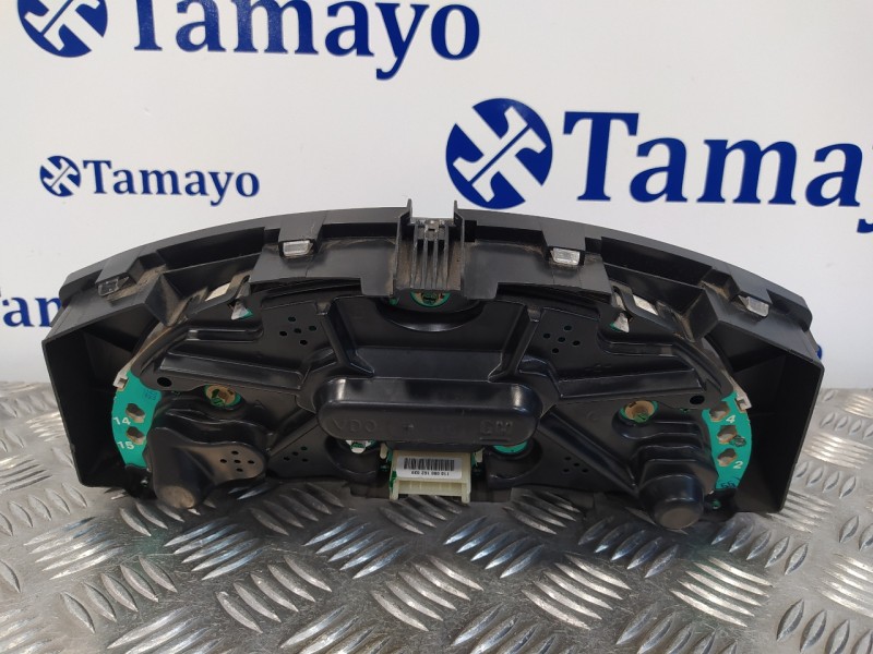 Recambio de cuadro instrumentos para opel meriva 1.6 16v referencia OEM IAM 13214771LP  110080162039