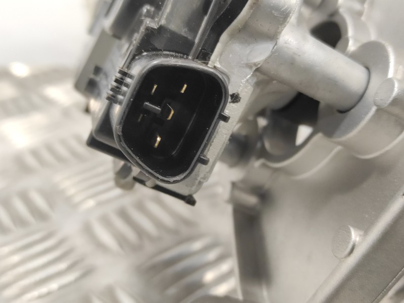 Recambio de motor limpia delantero para toyota yaris cross cross (xp210) referencia OEM IAM 85110K0120  AE1594000431