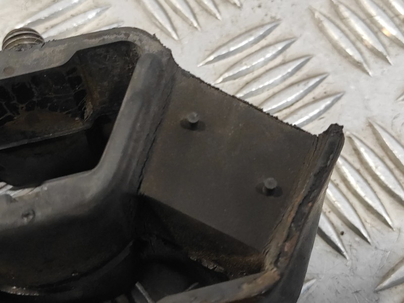 Recambio de soporte cambio para iveco daily caja abierta 35c12 referencia OEM IAM 500309459EB  