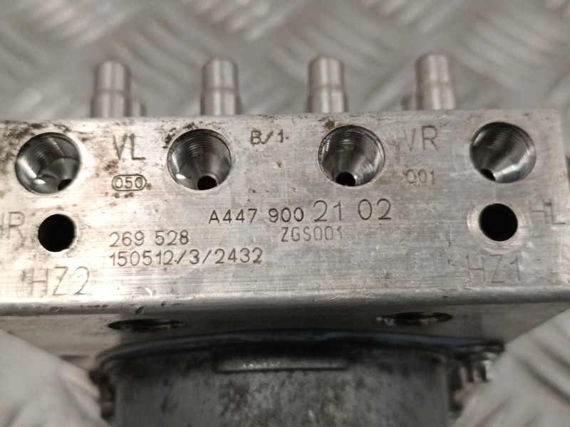 Recambio de abs para mercedes-benz vito tourer (447) 2.1 cdi cat referencia OEM IAM A4479002102  