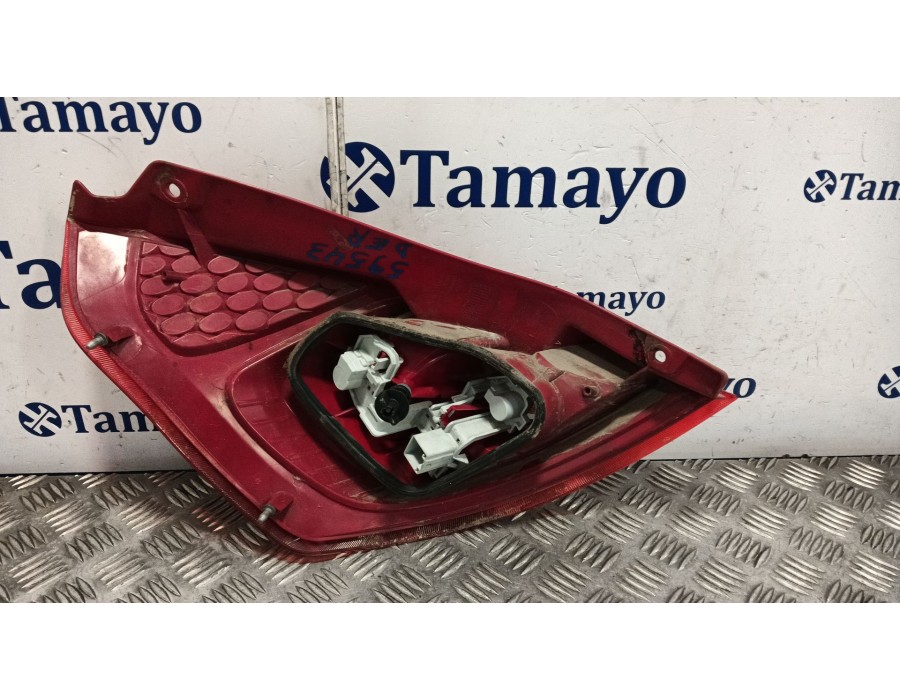 Recambio de piloto trasero derecho para ford fiesta vi (cb1, ccn) 1.6 tdci referencia OEM IAM 8A6113404A  