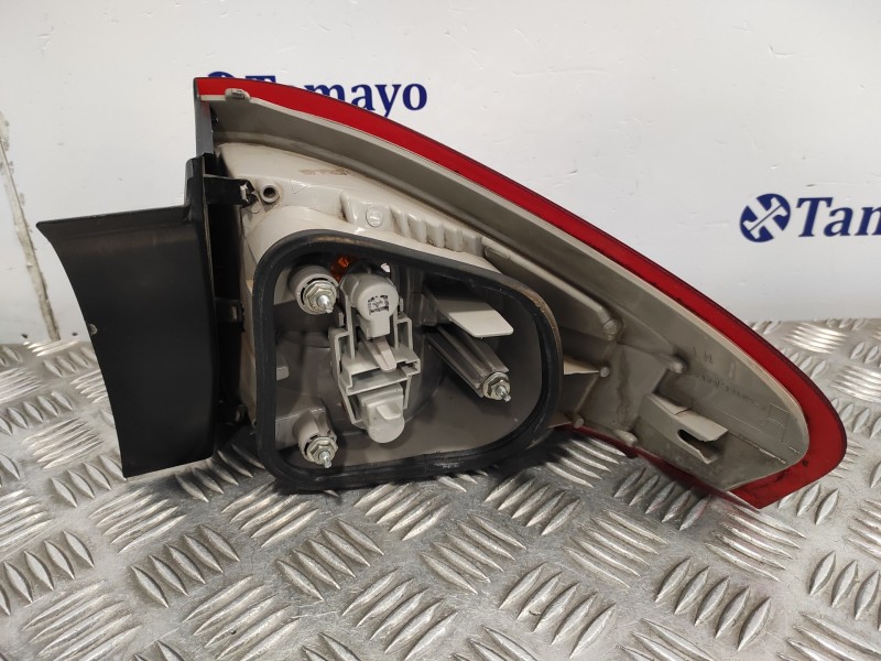 Recambio de piloto trasero izquierdo para ford mondeo ber. (ca2) referencia OEM IAM 7S7113405A  