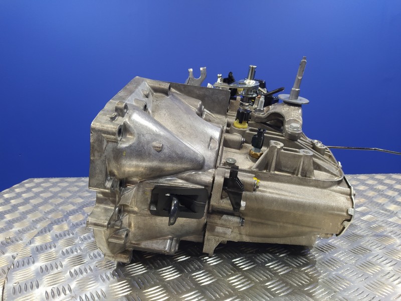 Recambio de caja cambios para peugeot 5008 2.0 16v hdi fap cat (rhe / dw10cted4) referencia OEM IAM 20MB26  