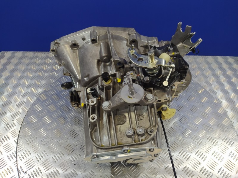 Recambio de caja cambios para peugeot 5008 2.0 16v hdi fap cat (rhe / dw10cted4) referencia OEM IAM 20MB26  
