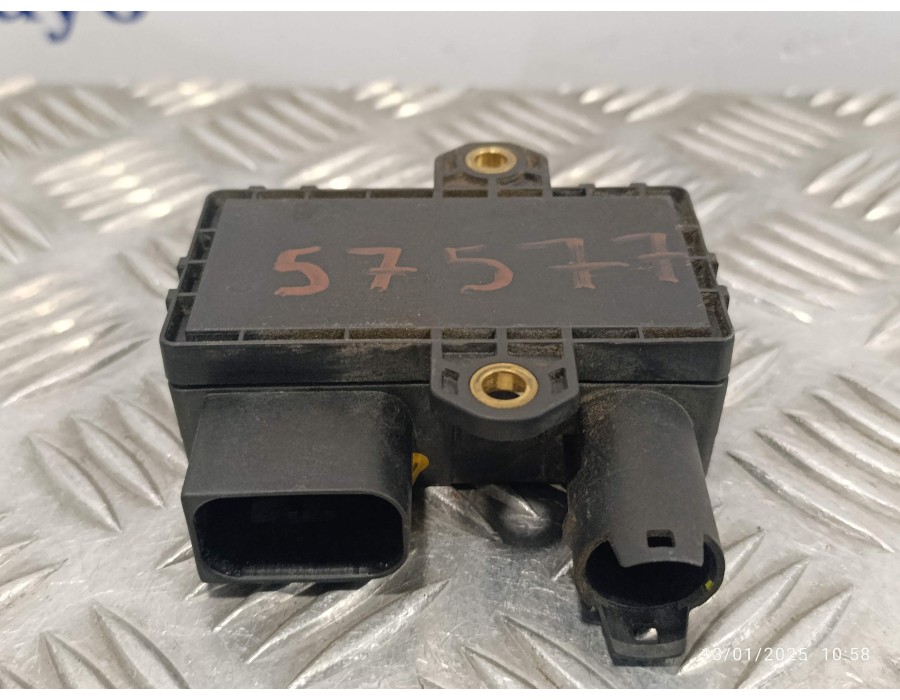 Recambio de caja precalentamiento para mercedes-benz clase a (w169) 2.0 cdi cat referencia OEM IAM A6401532779  51299031