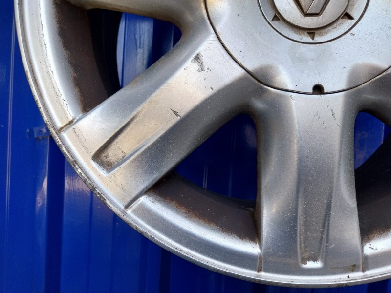 Recambio de llanta para renault laguna iii 1.5 dci diesel referencia OEM IAM 403000005R  