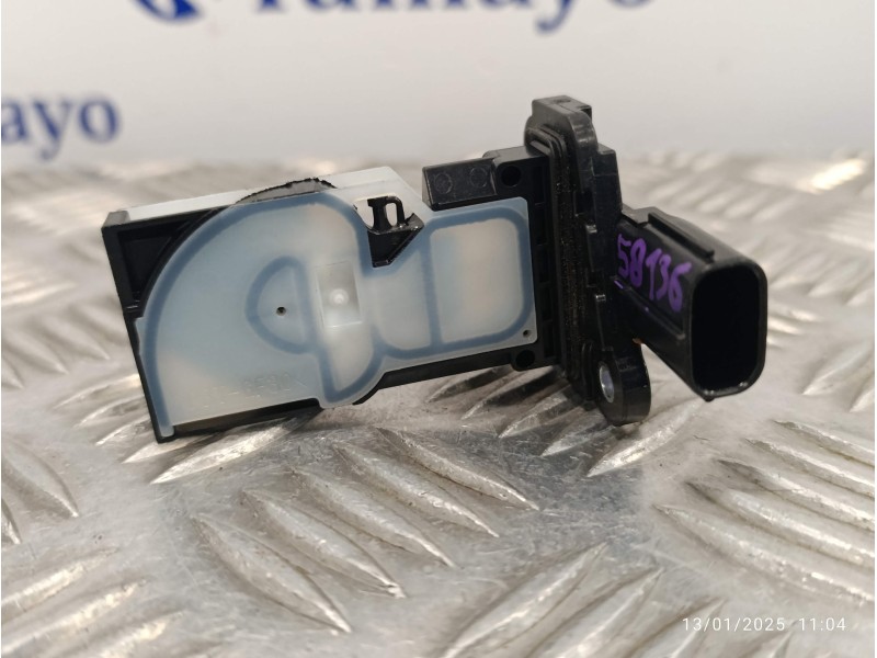 Recambio de caudalimetro para toyota yaris cross cross (xp210) referencia OEM IAM 22204F2010  AFH70M133