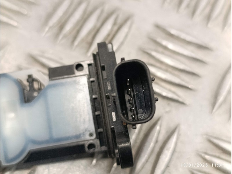 Recambio de caudalimetro para toyota yaris cross cross (xp210) referencia OEM IAM 22204F2010  AFH70M133