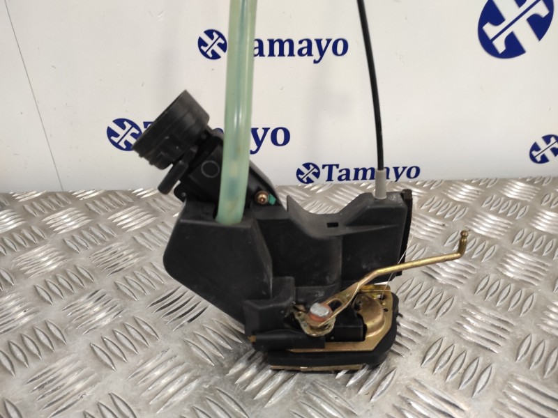 Recambio de cerradura puerta trasera izquierda para toyota land cruiser (j9) 3.0 turbodiesel referencia OEM IAM   