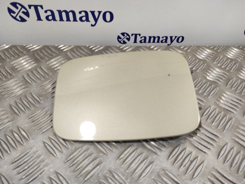 Recambio de tapa exterior combustible para volvo s40 berlina 2.4 cat referencia OEM IAM 30716037  