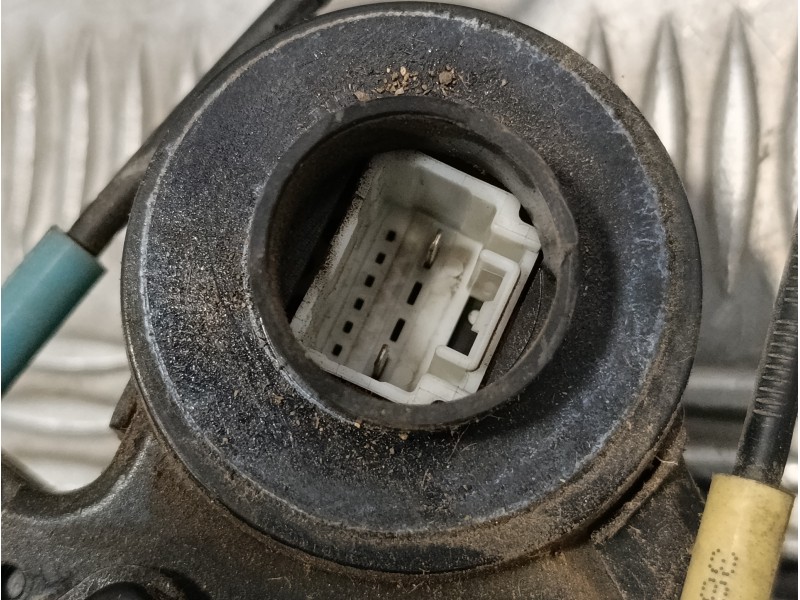 Recambio de cerradura puerta trasera derecha para subaru justy j13 1.0 referencia OEM IAM   