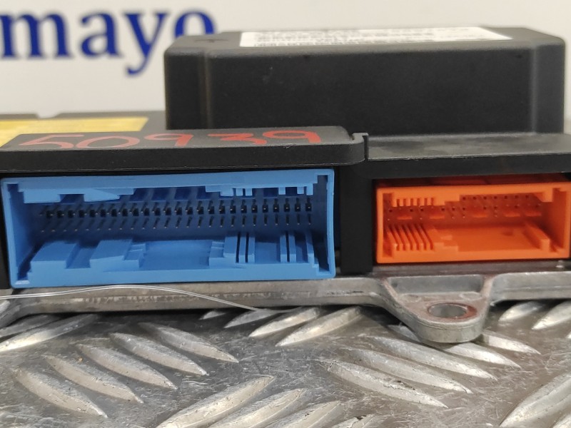 Recambio de centralita airbag para volvo s40 berlina 2.4 cat referencia OEM IAM 8697679  00001393B1