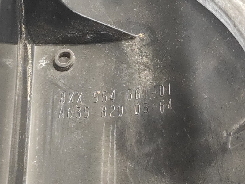 Recambio de piloto trasero izquierdo para mercedes-benz viano (w639) 2.1 cdi cat referencia OEM IAM A6398200564  