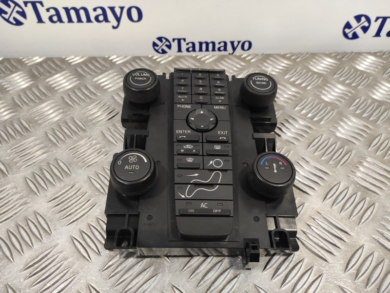Recambio de mando climatizador para volvo s40 berlina 2.4 cat referencia OEM IAM 8697156  