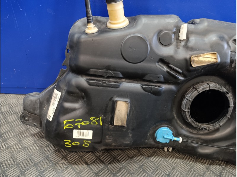 Recambio de deposito combustible para peugeot 308 1.6 blue-hdi fap referencia OEM IAM 9801649680 4050124B 9801649680