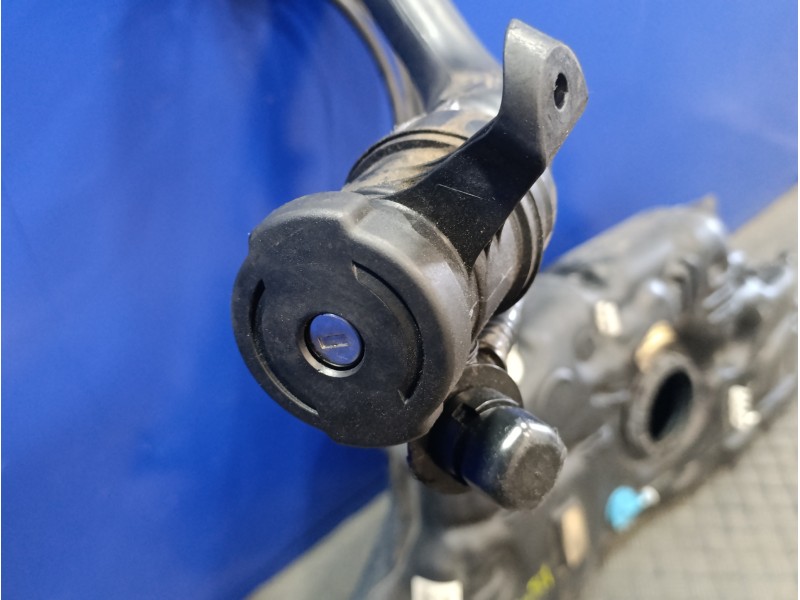 Recambio de deposito combustible para peugeot 308 1.6 blue-hdi fap referencia OEM IAM 9801649680 4050124B 9801649680