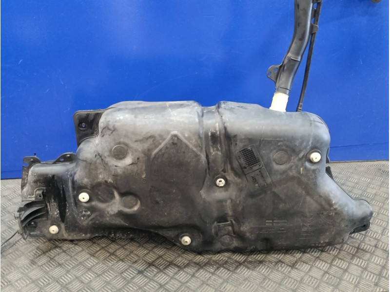 Recambio de deposito combustible para peugeot 308 1.6 blue-hdi fap referencia OEM IAM 9801649680 4050124B 9801649680