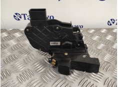 Recambio de cerradura puerta delantera izquierda para volvo s40 berlina 2.4 cat referencia OEM IAM 30699441  