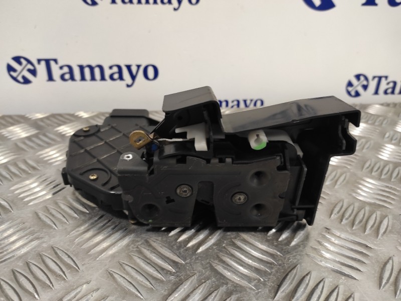 Recambio de cerradura puerta delantera izquierda para volvo s40 berlina 2.4 cat referencia OEM IAM 30699441  