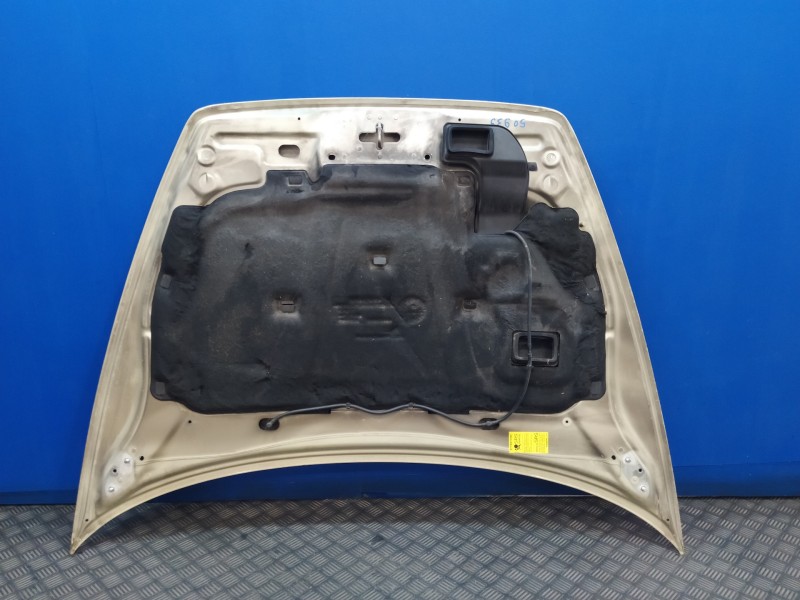 Recambio de capot para volvo s40 berlina 2.4 cat referencia OEM IAM   