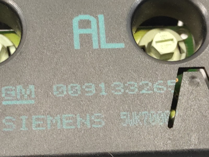 Recambio de pantalla multifuncion para opel astra g berlina referencia OEM IAM 009133265  5WK70007