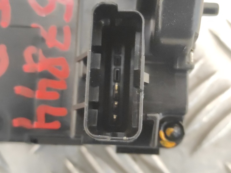 Recambio de cerradura puerta trasera derecha para nissan juke (f15) referencia OEM IAM   