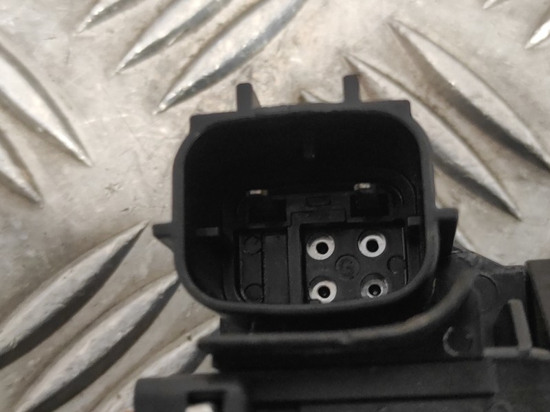 Recambio de elevalunas trasero derecho para nissan juke (f15) referencia OEM IAM 827310V01C  