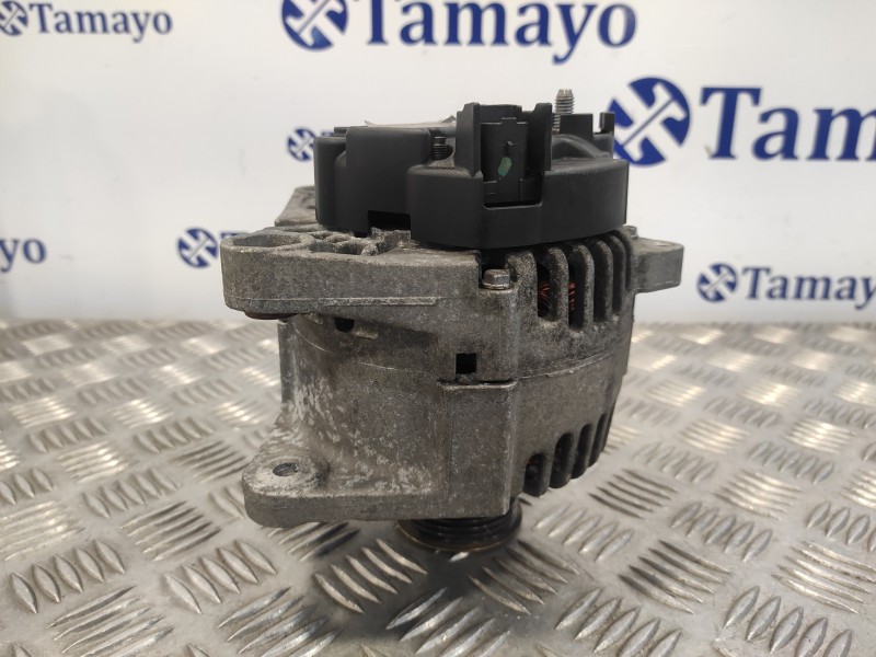 Recambio de alternador para renault megane ii berlina 5p 1.6 16v referencia OEM IAM 8200323126 TG11C027 2542855B