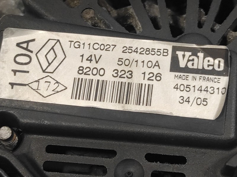 Recambio de alternador para renault megane ii berlina 5p 1.6 16v referencia OEM IAM 8200323126 TG11C027 2542855B