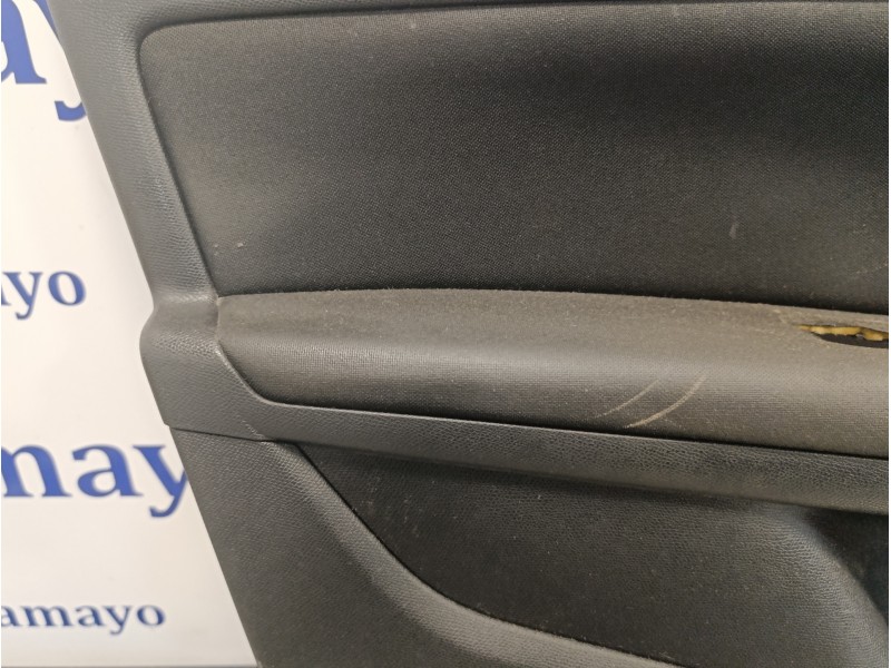 Recambio de guarnecido puerta delantera izquierda para peugeot 308 1.6 blue-hdi fap referencia OEM IAM 98035501ZD  