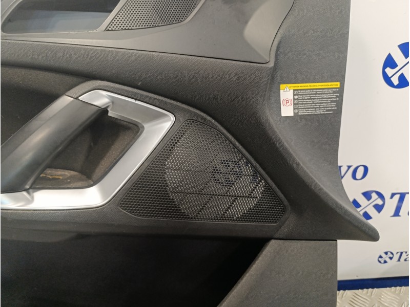 Recambio de guarnecido puerta delantera izquierda para peugeot 308 1.6 blue-hdi fap referencia OEM IAM 98035501ZD  