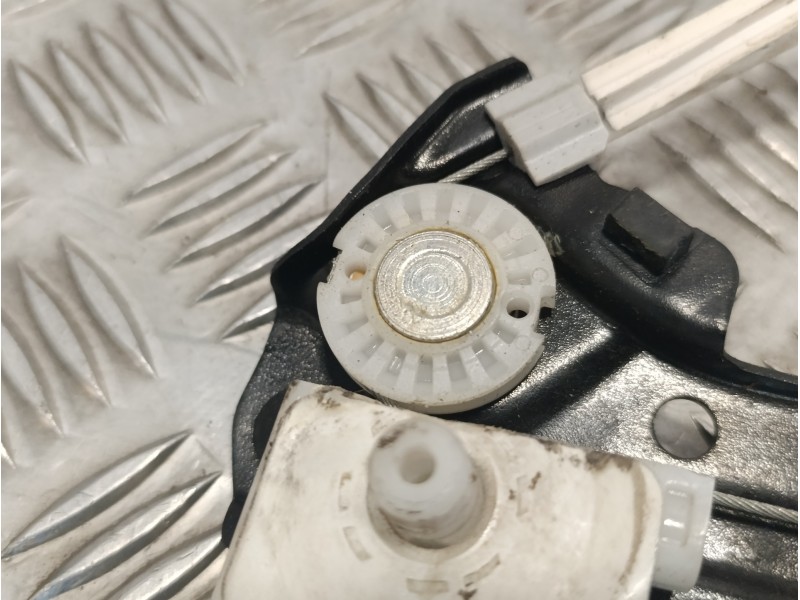 Recambio de elevalunas delantero derecho para peugeot 308 1.6 blue-hdi fap referencia OEM IAM 9678189780  A73897111