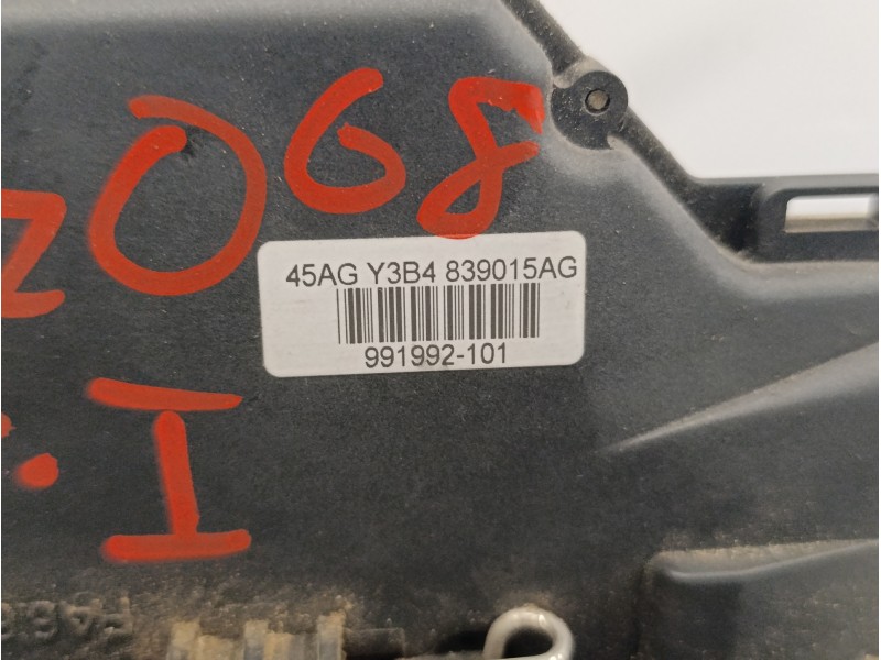 Recambio de cerradura puerta trasera izquierda para peugeot 308 1.6 blue-hdi fap referencia OEM IAM 839015AG  