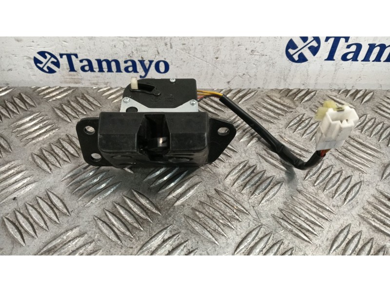 Recambio de cerradura maletero / porton para kia rio 1.2 cat referencia OEM IAM   
