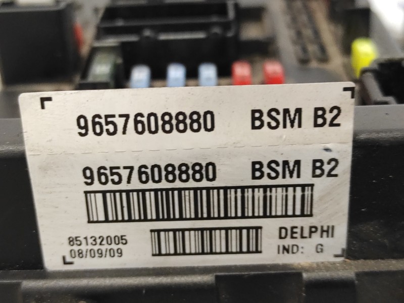 Recambio de caja reles / fusibles para citroën berlingo 1.6 16v hdi referencia OEM IAM 9657608880  BSMB2