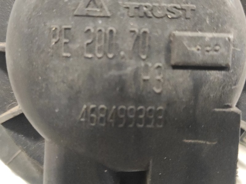 Recambio de faro antiniebla derecho para lancia musa (184) referencia OEM IAM 468499393  