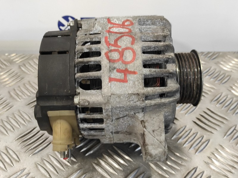 Recambio de alternador para citroën c1 1.0 cat (384f) referencia OEM IAM 270600Q120  