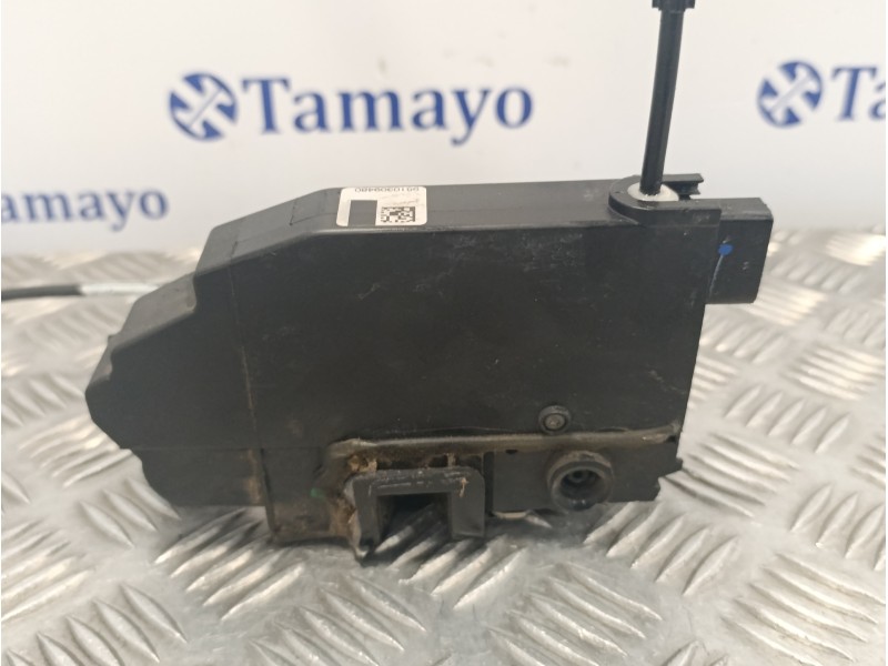 Recambio de cerradura puerta delantera izquierda para peugeot 308 1.6 blue-hdi fap referencia OEM IAM 9810309480  