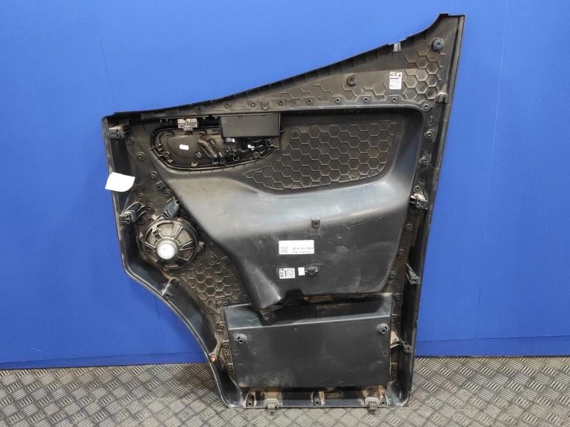 Recambio de guarnecido puerta delantera izquierda para mercedes-benz sprinter iii furgón fwd referencia OEM IAM A9077201600  