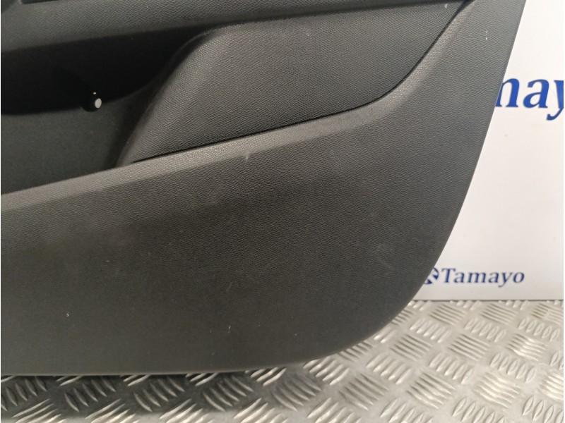 Recambio de guarnecido puerta delantera derecha para peugeot 308 1.6 blue-hdi fap referencia OEM IAM 98035500ZD  