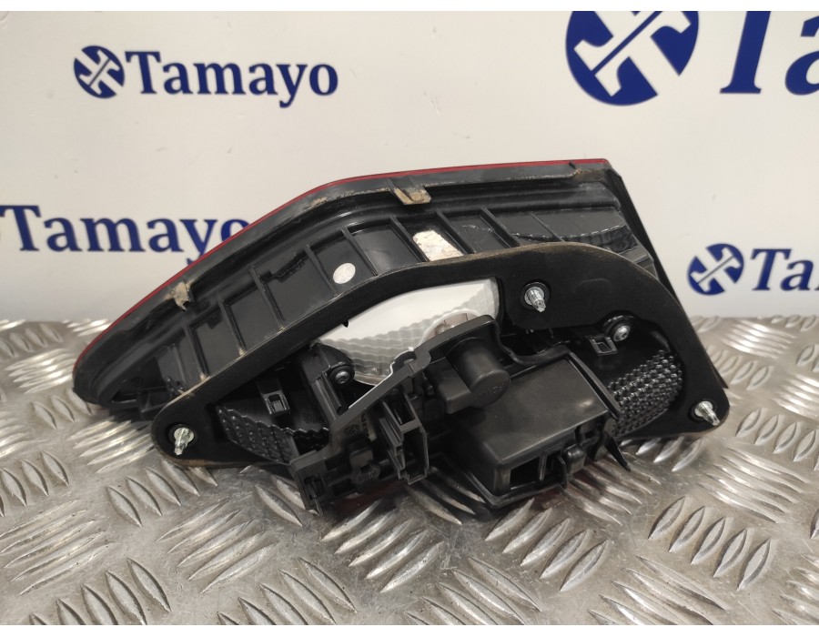 Recambio de piloto trasero derecho interior para seat leon (5f1) 1.6 tdi referencia OEM IAM 5F0945094B  90020452