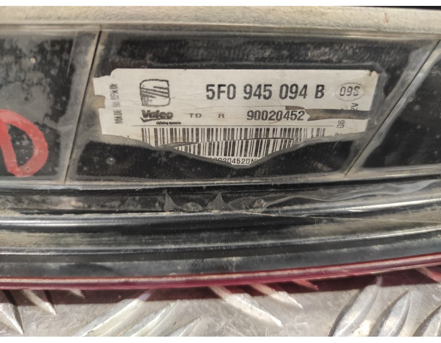 Recambio de piloto trasero derecho interior para seat leon (5f1) 1.6 tdi referencia OEM IAM 5F0945094B  90020452