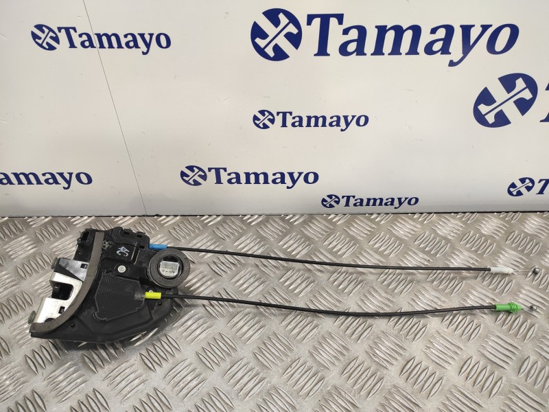 Recambio de cerradura puerta trasera derecha para toyota auris 1.8 16v (híbrido) referencia OEM IAM   