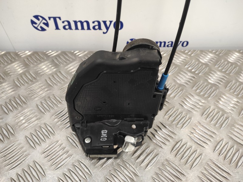 Recambio de cerradura puerta trasera derecha para toyota auris 1.8 16v (híbrido) referencia OEM IAM   